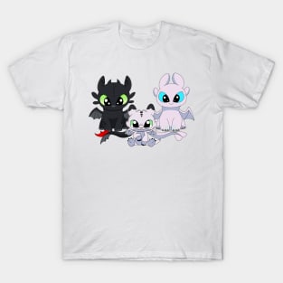 Fury family with baby girl dragon, toothless dragon mama, parents gift T-Shirt